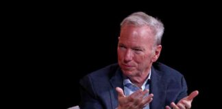 Google CEO Blames Remote Work for Company’s Struggles: Analysis and Solutions news-14082024-230602