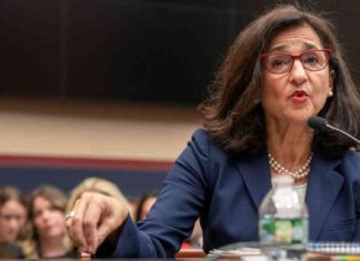 Resignation of Columbia University President Amid Israel-Hamas Protest Turmoil news-15082024-064511