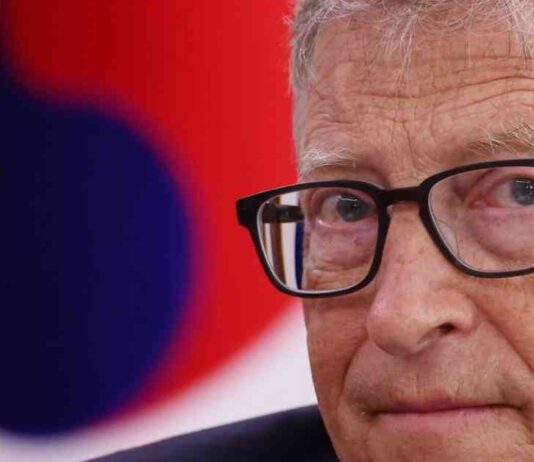 The Tyrannical Leadership Style of Bill Gates at his Foundation: A Revealing Look into Meetings news-16082024-192508