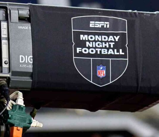 Title: Judge Temporarily Blocks Venu Sports Streaming Service, Siding with Fubo on Antitrust Concerns news-17082024-012531