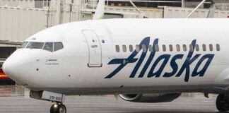 Alaska Airlines Flight Attendants Reject New Contract, Union Calls for Further Negotiations news-18082024-120323