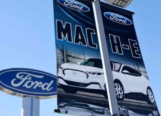 Ford’s $1.9 Billion EV Strategy: A Game-Changer for Company and Investors news-25082024-012922