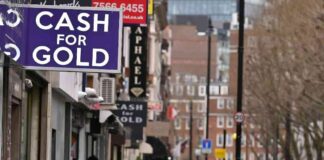 Generous Donations Pour in for 90-Year-Old Veteran in Need news-28082024-140701