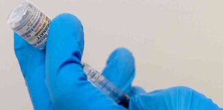 Florida Health Officials Recommend Against mRNA Covid Vaccines for Elderly news-13092024-223333