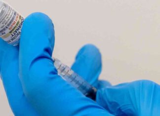 Florida Health Officials Recommend Against mRNA Covid Vaccines for Elderly news-13092024-223333