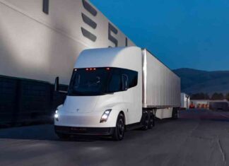 Tesla Semi fire in California: Massive Water Usage to Extinguish Blaze news-14092024-063454