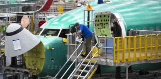 Boeing Workers Vote on New Contract, Potential Strike Looms news-14092024-103632
