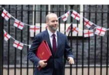 UK Trade Minister Visits Gulf to Strengthen Economic Ties Before Investment Summit news-16092024-045410