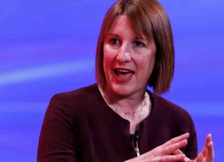 Reeves Plans to Target £40bn in Tax Rises and Spending Cuts in Budget news-15102024-200853