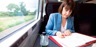 Balancing Act: Rachel Reeves and the Budget Challenge news-22102024-032750