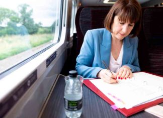 Balancing Act: Rachel Reeves and the Budget Challenge news-22102024-032750