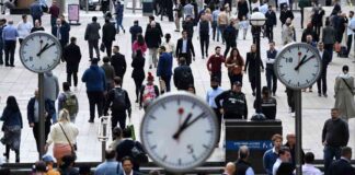 UK Economy Stalls in Q3: Causes, Implications, and Outlook news-15112024-154239
