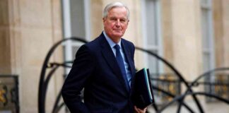 Impact of Political Instability on French Markets: Government Collapse Threat news-27112024-173742