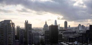 London Lawyer Job Market Booms with Record Hiring Amid Pay Wars london-lawyer-job-market-booms-with-record-hiring-amid-pay-wars