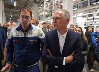 Stellantis CEO Carlos Tavares Resigns: Impact and Future Plans news-02122024-004630