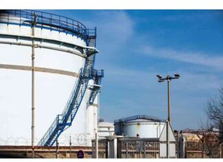 Oil Prices Steady as China Stimulus and US Stockpiles Drive Market oil-prices-steady-as-china-stimulus-and-us-stockpiles-drive-market