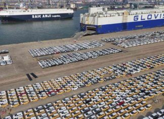 China’s December Exports Surge 10.7% Despite Looming U.S. Tariffs chinas-december-exports-surge-107-despite-looming-us-tariffs