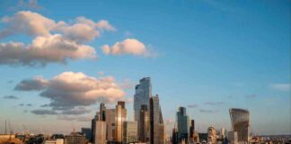 UK Long-Term Borrowing Costs Reach Highest Level Since 1998 uk-long-term-borrowing-costs-reach-highest-level-since-1998