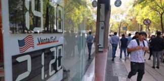 Dollar Surges Amid Trump’s Tariffs: Market Impact dollar-surges-amid-trumps-tariffs-market-mpact