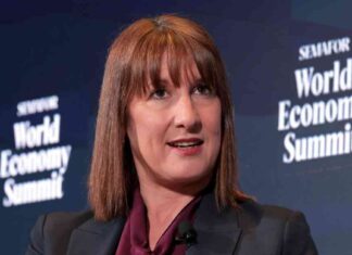 Reeves Proposes US Car Import Tariff Cut in UK Trade Deal reeves-proposes-us-car-mport-tariff-cut-in-uk-trade-deal