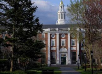 Harvard University Banned from Enrolling International Students harvard-university-banned-from-enrolling-nternational-students