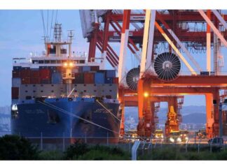 Japan’s Ships Expertise and LNG Investment Highlighted in Tariff Talks japans-ships-expertise-and-lng-nvestment-highlighted-in-tariff-talks