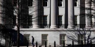 Investors React to Donald Trump’s Policies, Shift Away from US Bond Market nvestors-react-to-donald-trumps-policies-shift-away-from-us-bond-market