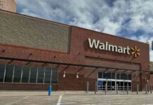 Trump Urges Walmart Not to Raise Prices Amid Tariffs, Absorb Tax Costs trump-urges-walmart-not-to-raise-prices-amid-tariffs-absorb-tax-costs