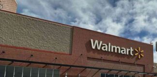 Trump Urges Walmart Not to Raise Prices Amid Tariffs, Absorb Tax Costs trump-urges-walmart-not-to-raise-prices-amid-tariffs-absorb-tax-costs